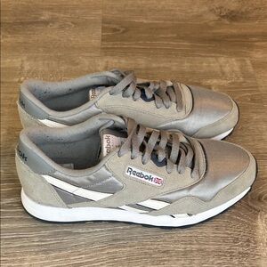 Reebok Men's Classic Silver and Gray Sneakers
